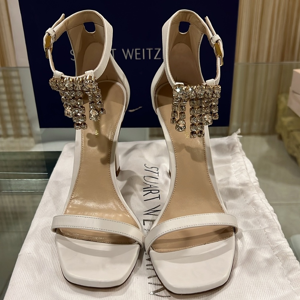 🔥🔥🔥Stuart Weitzm Off While Cush Nappa Sandals